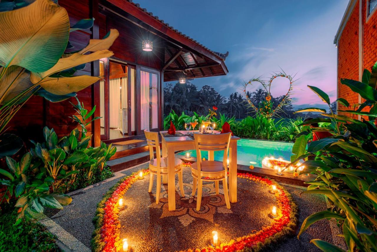 Kayangan Villa Ubud تيغالالانغْ الغرفة الصورة
